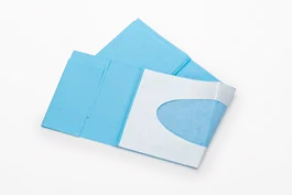 Covetrus Paño Estéril Azul Quirúrgico 30x45 cm Fenestrado con Adhesivo y Fenestración Oval de 2x6,5 cm
